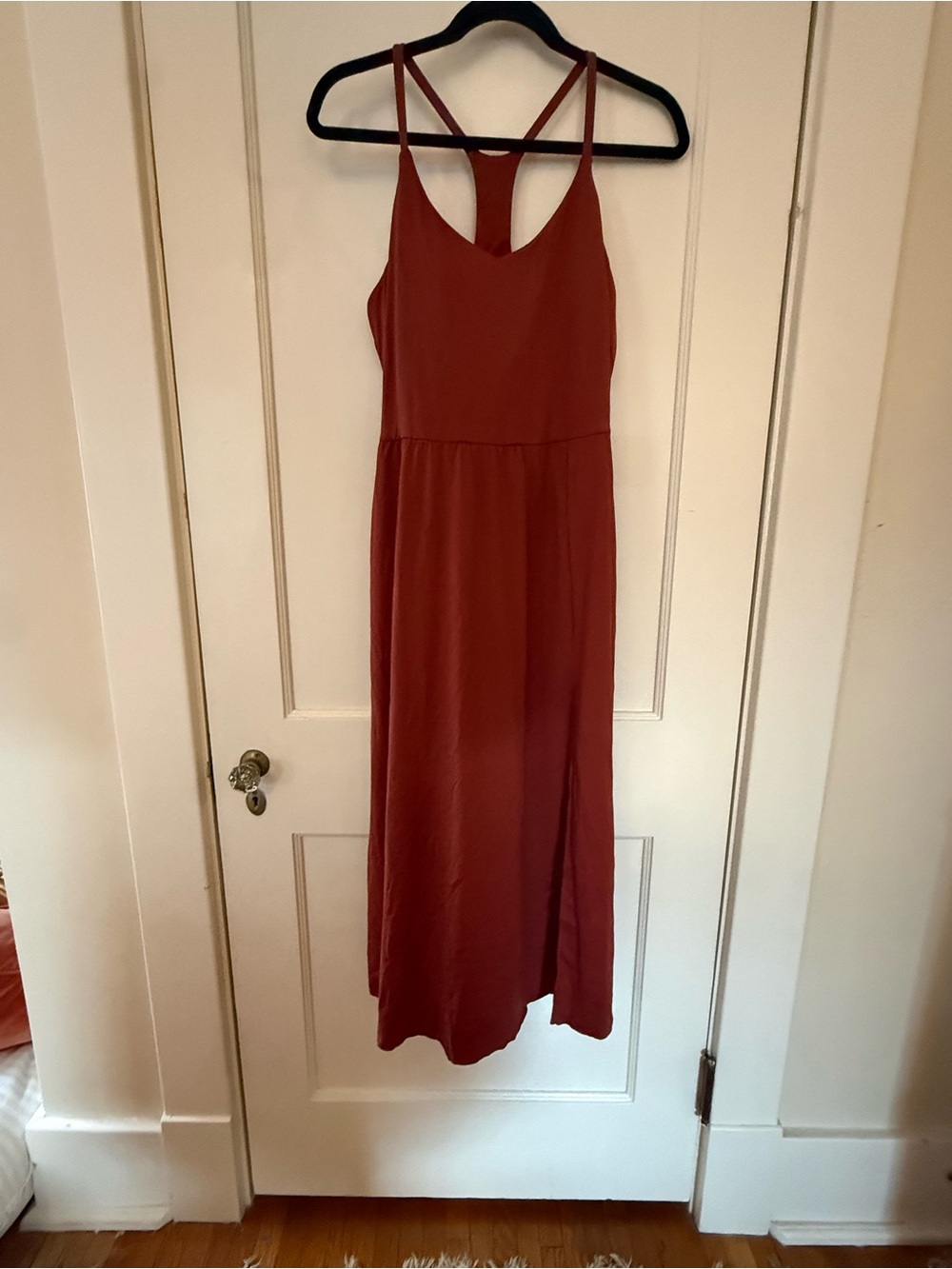HALARA Women's Maxi Dress in Wine Red with Slit - Picture 3 of 6